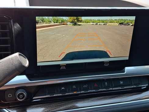 Certified 2023 Chevrolet Silverado 1500 LT AWD/4WD image 19