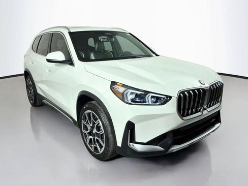 New 2026 BMW X1 xDrive28i w/ Technology Package AWD/4WD image 3