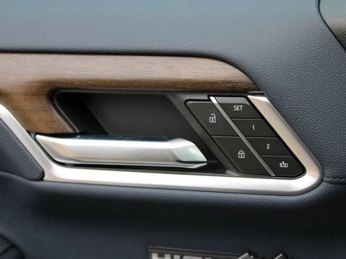 New 2026 Chevrolet Silverado 1500 High Country image 43