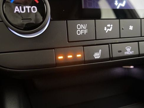 New 2026 Subaru Outback Premium image 18