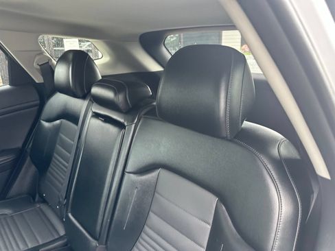 Used 2023 Kia Sportage SX FWD image 5