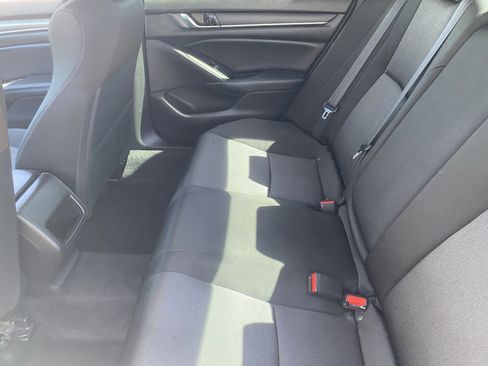 Used 2018 Honda Accord LX image 15