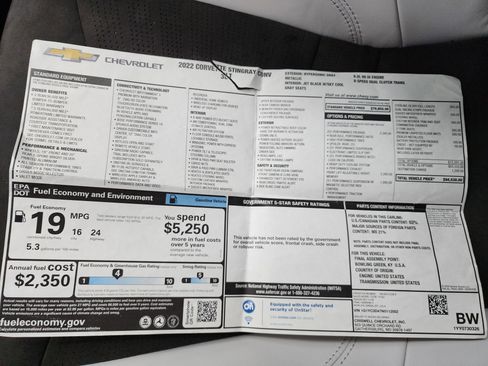 Used 2022 Chevrolet Corvette Stingray Premium Conv w/ Z51 Performance Package image 37