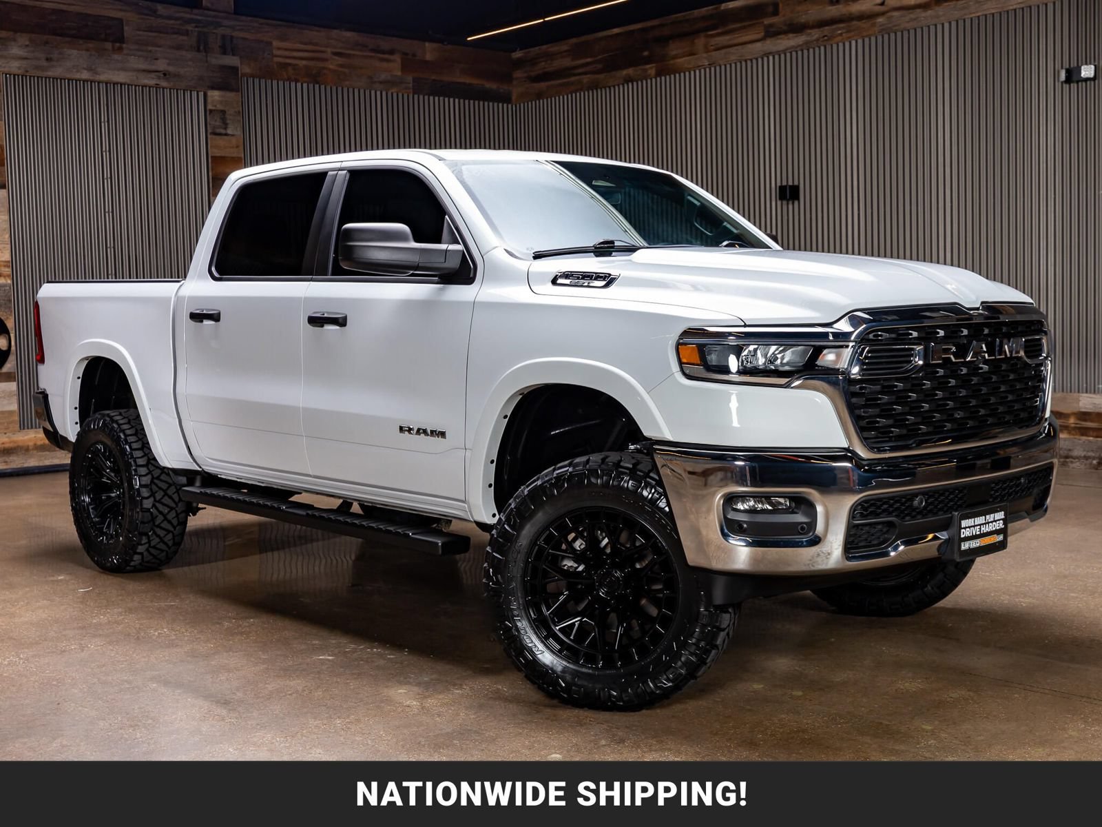 Used 2025 RAM 1500 Big Horn AWD/4WD image 1