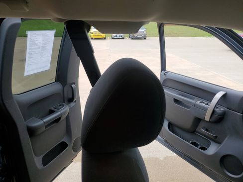 Used 2011 GMC Sierra 1500 SLE image 16