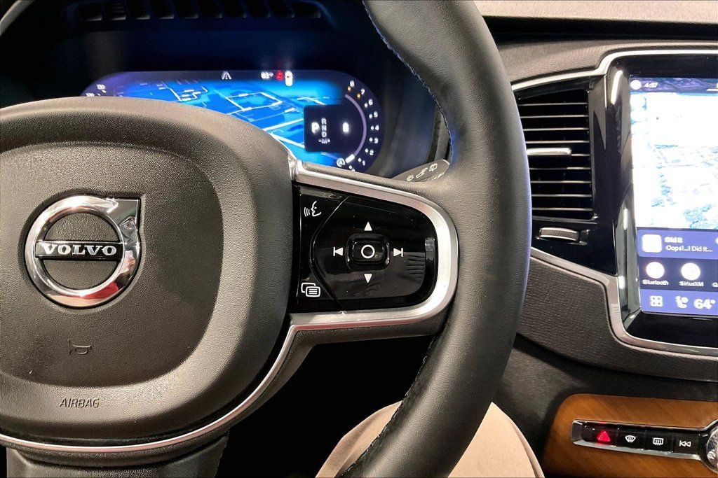 Certified 2024 Volvo XC90 B6 Plus AWD/4WD image 13