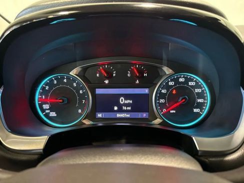 Used 2020 Chevrolet Traverse LT image 18