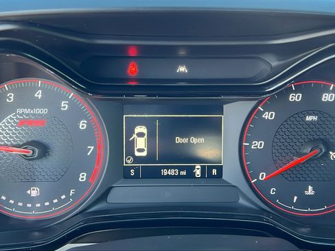 Used 2024 Chevrolet Trax RS image 25