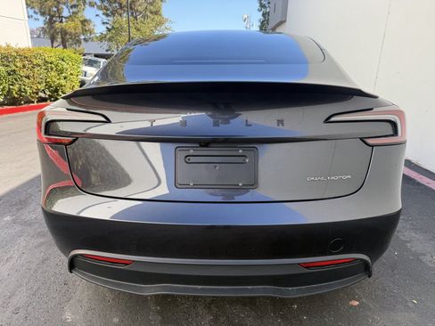 Used 2024 Tesla Model 3 Long Range AWD/4WD image 9