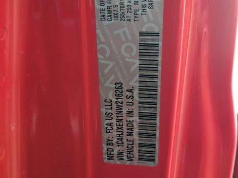 Used 2022 Jeep Wrangler Unlimited Sahara w/ Cold Weather Group AWD/4WD image 32