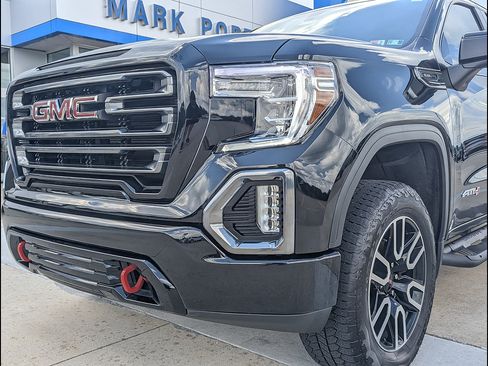 Used 2021 GMC Sierra 1500 AT4 w/ AT4 Preferred Package AWD/4WD image 12