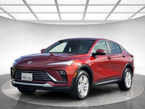 Used 2024 Buick Envista Preferred w/ Convenience II Package image 9