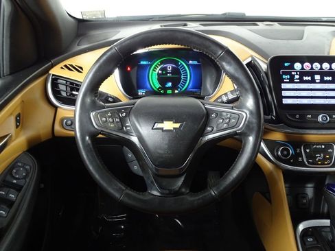 Used 2017 Chevrolet Volt Premier w/ Driver Confidence II Package image 23