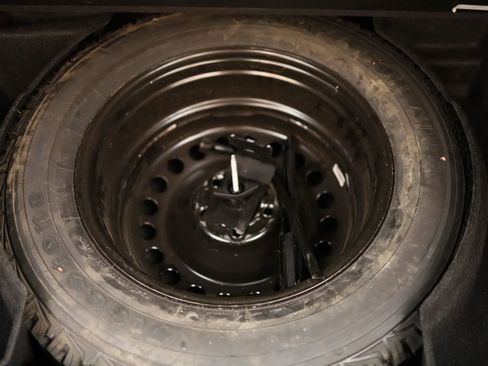 Used 2019 Jeep Cherokee Trailhawk image 40