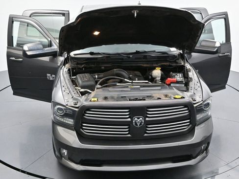 Used 2017 RAM 1500 Sport AWD/4WD image 40