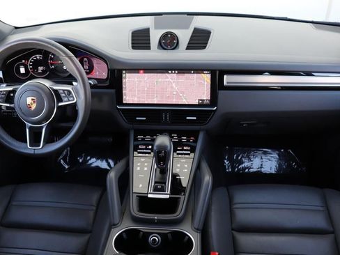 Used 2021 Porsche Cayenne image 43