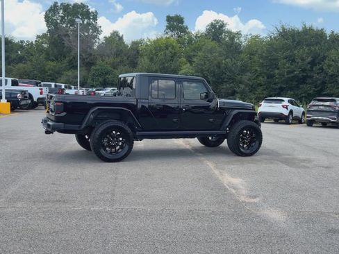 Used 2021 Jeep Gladiator Sport AWD/4WD image 9