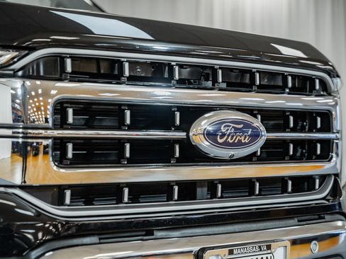 Certified 2022 Ford F150 Lariat w/ Equipment Group 502A High image 7