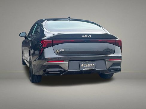 Used 2025 Kia K5 LXS FWD image 3