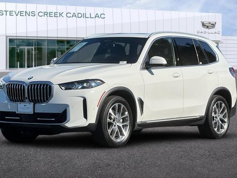 Used 2026 BMW X5 xDrive40i AWD/4WD image 7