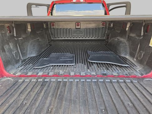 Used 2018 Chevrolet Silverado 1500 LT w/ All Star Edition AWD/4WD image 14