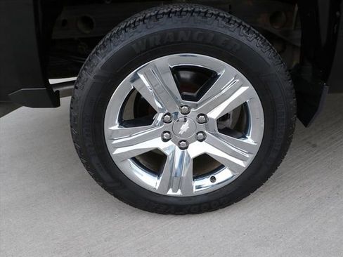 Used 2017 Chevrolet Silverado 1500 Custom w/ Custom Convenience Package image 7