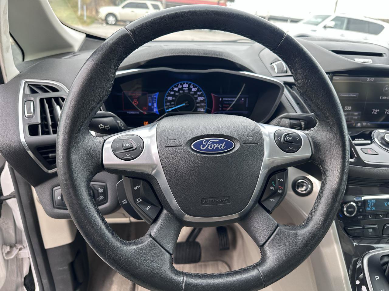 Used 2013 Ford C-MAX SEL FWD image 17