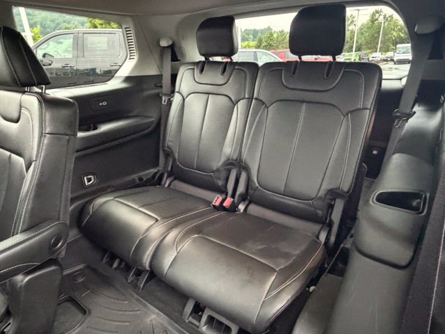 Used 2023 Jeep Grand Cherokee L Limited AWD/4WD image 37