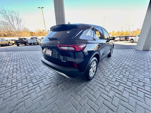 Used 2024 Ford Escape Active image 5