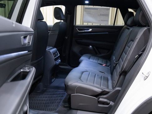 New 2026 Volkswagen Atlas Cross Sport SEL R-Line AWD/4WD image 12