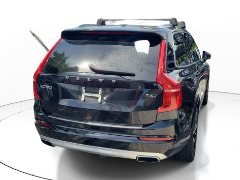 Used 2020 Volvo XC90 T6 Momentum w/ Protection Package AWD/4WD image 9