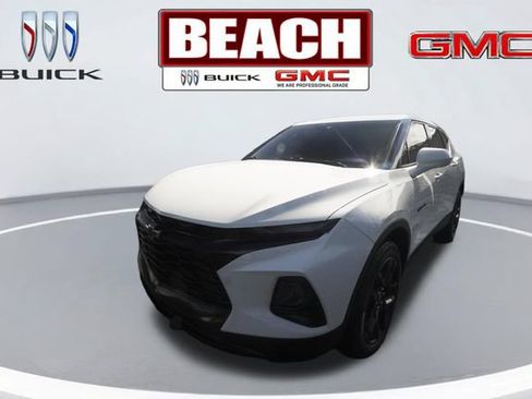Used 2021 Chevrolet Blazer LT w/ LPO, Black Accent Package FWD image 7