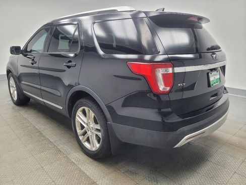 Used 2016 Ford Explorer XLT w/ Equipment Group 202A FWD image 5
