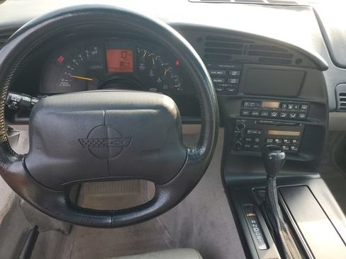 Used 1996 Chevrolet Corvette Coupe RWD image 13