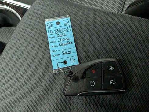 New 2026 Chevrolet Equinox LT image 32