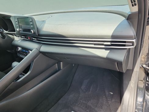 Used 2021 Hyundai Elantra SEL FWD image 20