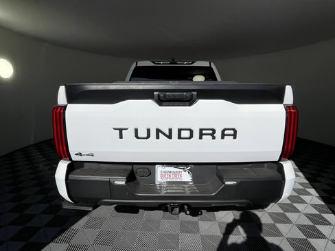 Used 2025 Toyota Tundra SR5 w/ SR5 Convenience Package AWD/4WD image 4