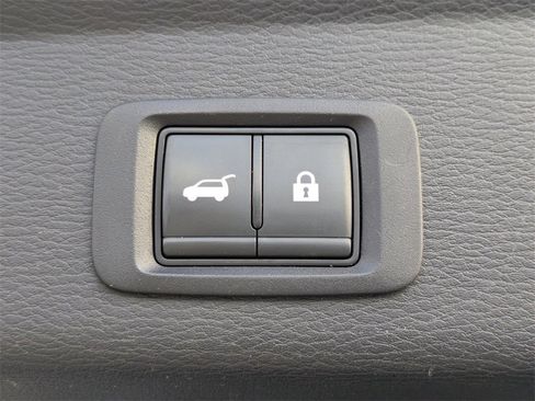 Used 2023 Mitsubishi Outlander Ralliart image 13