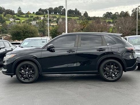 Certified 2024 Honda HR-V Sport image 6