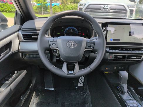 Certified 2026 Toyota Camry SE w/ Multimedia Upgrade Package FWD image 15