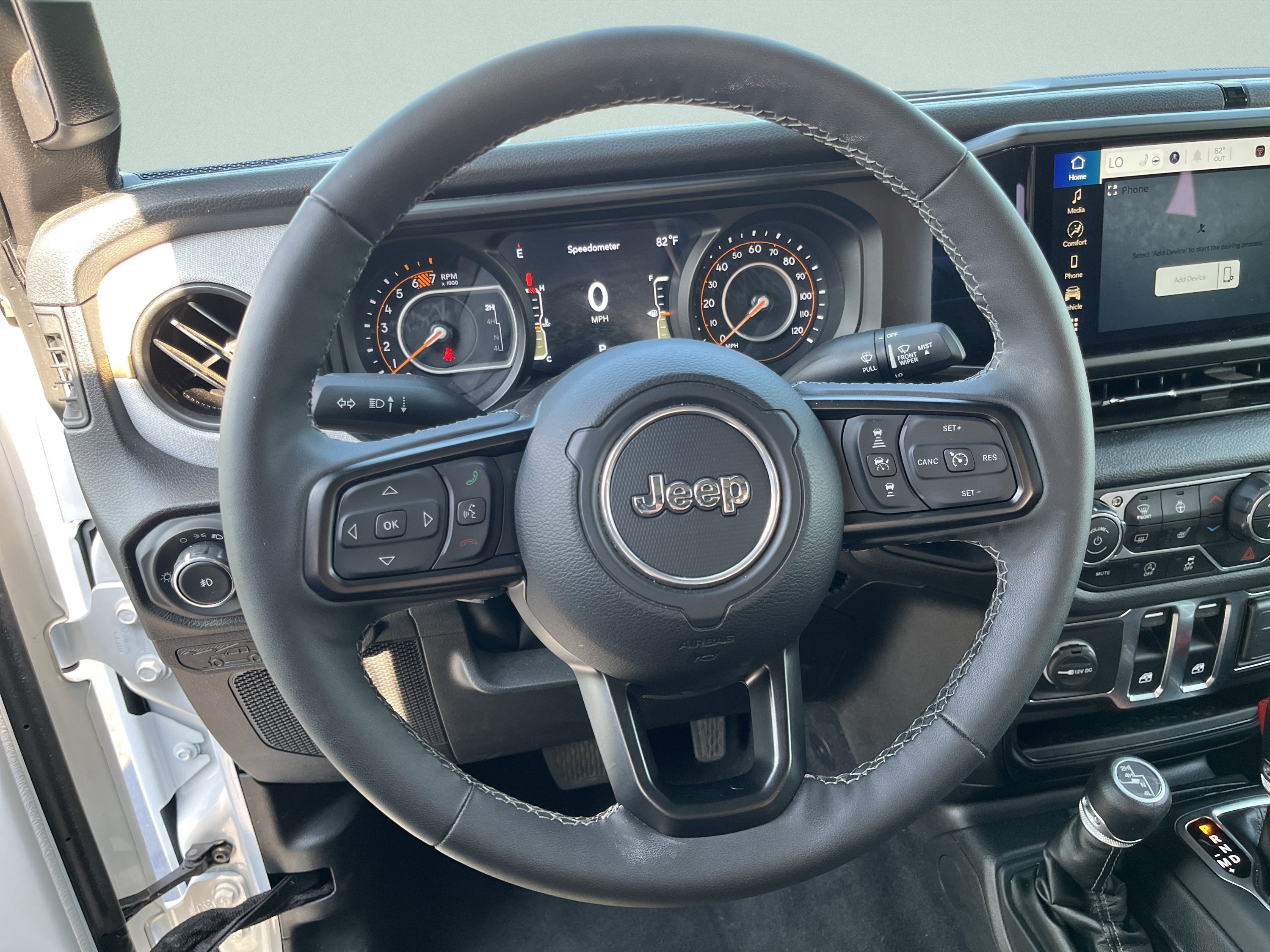 Used 2025 Jeep Wrangler Sport AWD/4WD image 25