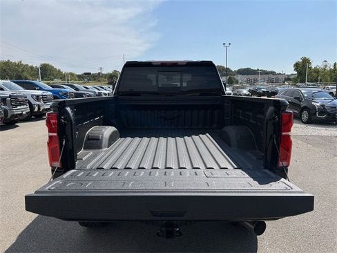 New 2025 Chevrolet Silverado 2500 ZR2 w/ Technology Package image 27