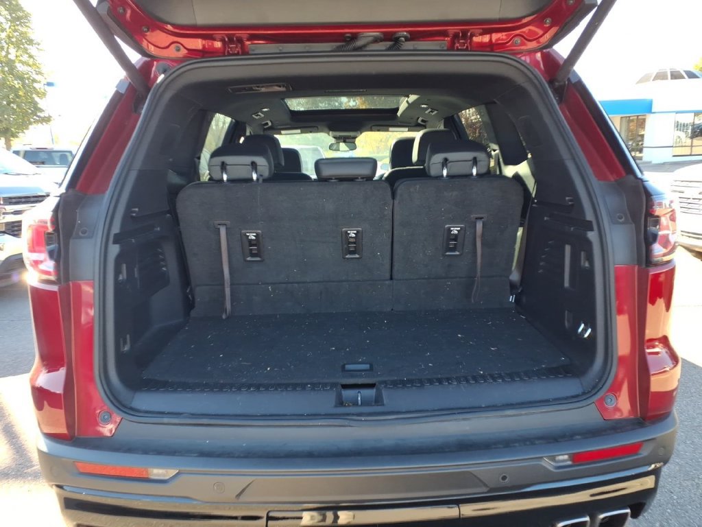 Used 2024 GMC Acadia AT4 w/ Luxury Package AWD/4WD image 8