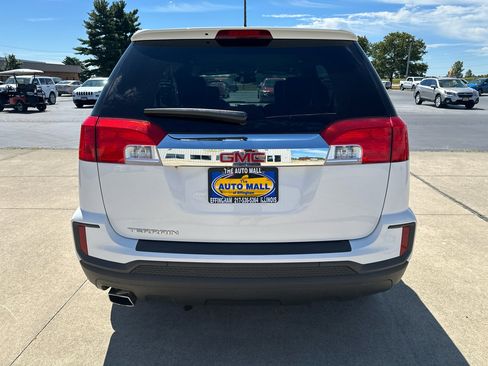 Used 2017 GMC Terrain SLE image 8