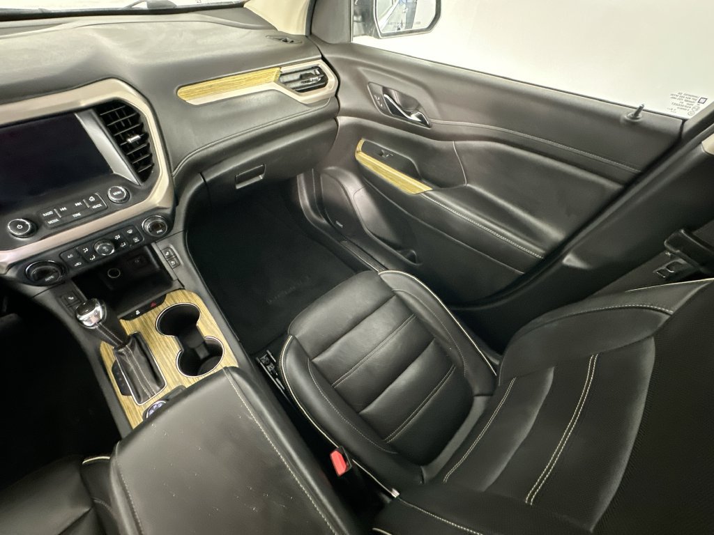 Used 2019 GMC Acadia Denali AWD/4WD image 11