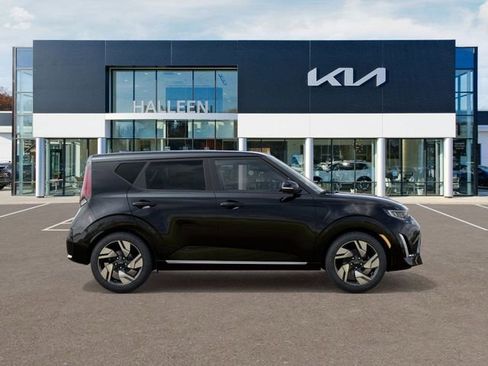 New 2025 Kia Soul GT-Line image 7