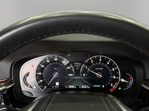 Used 2019 BMW 530i w/ Convenience Package RWD image 21