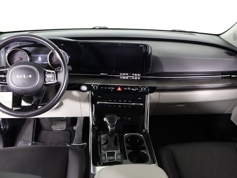 Certified 2024 Kia Carnival EX FWD image 38