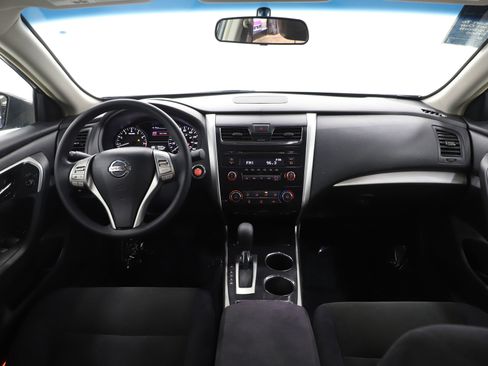 Used 2013 Nissan Altima 2.5 S FWD image 14
