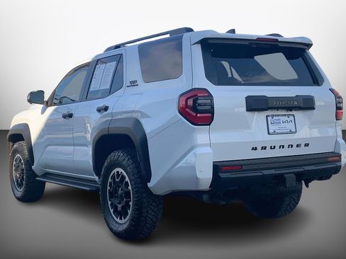 Used 2025 Toyota 4Runner TRD Off-Road Premium image 13